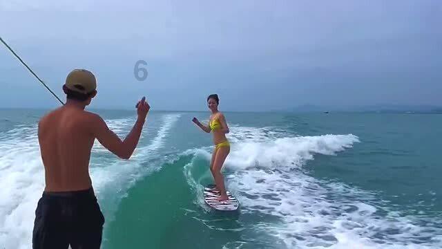 救援高中女孩